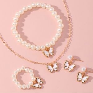 Kids bracelet set pearls and butterfly